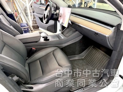 2022年 TESLA Model Y LR 可全貸