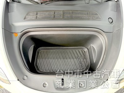 2022年 TESLA Model Y LR 可全貸