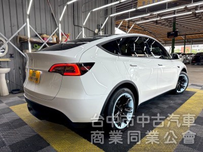 2024年 TESLA Model Y RWD 可全貸