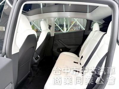 2024年 TESLA Model Y RWD 可全貸