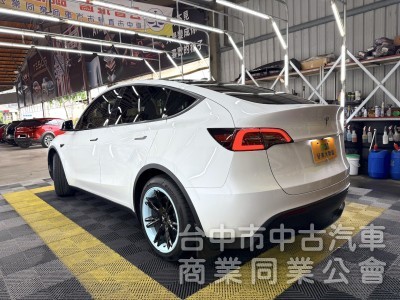 2024年 TESLA Model Y RWD 可全貸