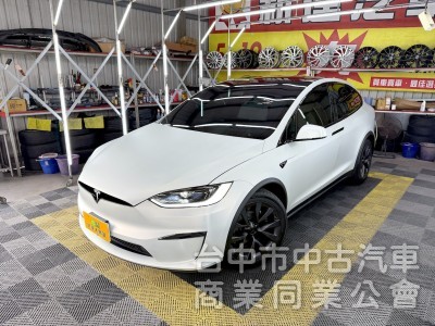 2023年 TESLA Model X LR 七座 白內裝 可全貸