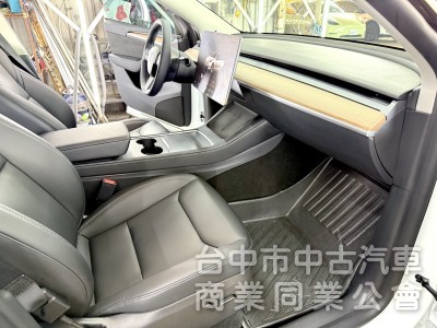2023年 TESLA Model Y LR 可全貸