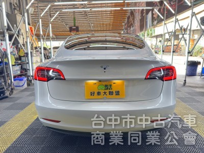 2022年 TESLA Model 3 LFP 可全貸