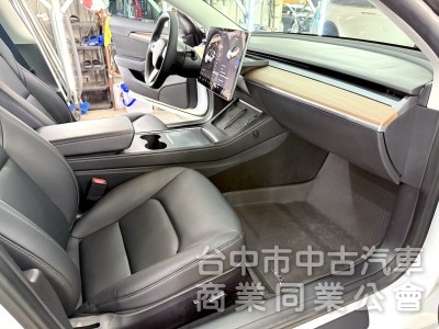 2022年 TESLA Model 3 LFP 可全貸