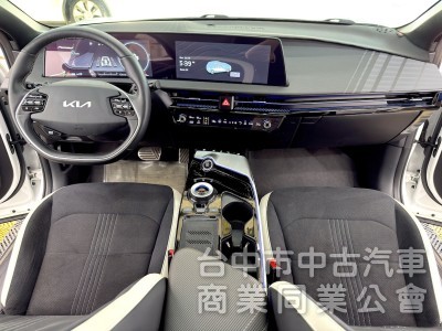 2023年 KIA EV6 GT-LINE e-AWD增程版 20吋輪圈 可全貸