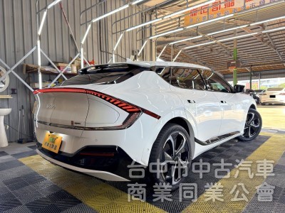 2023年 KIA EV6 GT-LINE e-AWD增程版 20吋輪圈 可全貸