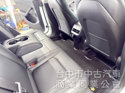 2022年 TESLA Model Y LR 可全貸