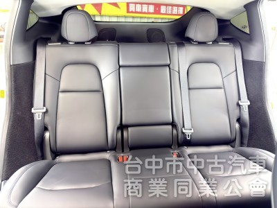 2023年 TESLA Model Y LR 稀有閃電銀 可全貸