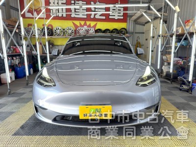 2023年 TESLA Model Y LR 稀有閃電銀 可全貸