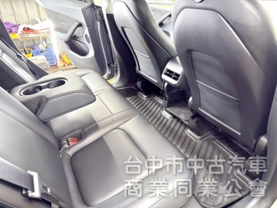2023年 TESLA Model Y LR 稀有閃電銀 可全貸