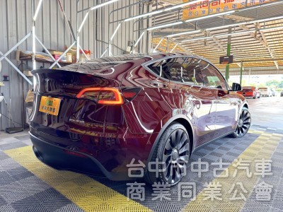 2023年 TESLA Model Y P版 EAP 白內裝 可全貸