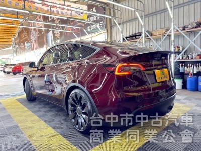 2023年 TESLA Model Y P版 EAP 白內裝 可全貸