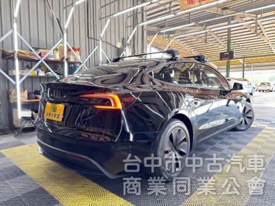 2024年 TESLA Model 3 SR 可全貸
