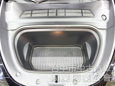 2023年 TESLA Model Y LR 可全貸