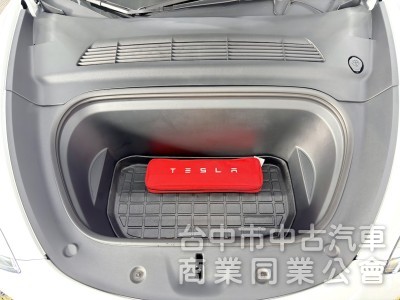 2023年 TESLA Model Y RWD 可全貸