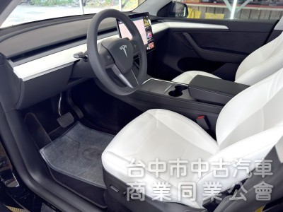 2023年 TESLA Model Y LR 可全貸