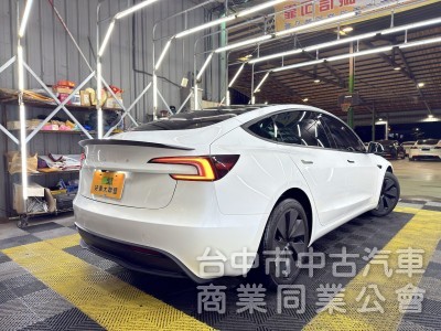 2025年 TESLA Model 3 SR 可全貸