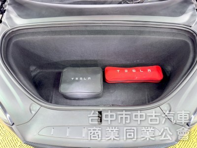 2019年 TESLA Model X LR 終超 可全貸