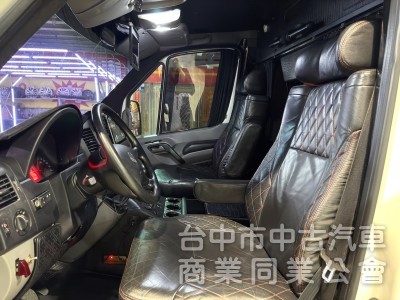 2014年 福斯 CRAFTER 35 KOMBI 高頂 長軸 可全貸