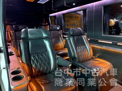 2014年 福斯 CRAFTER 35 KOMBI 高頂 長軸 可全貸