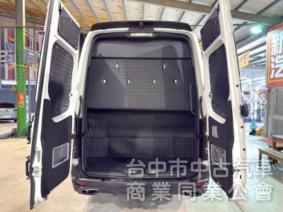 2014年 福斯 CRAFTER 35 KOMBI 高頂 長軸 可全貸