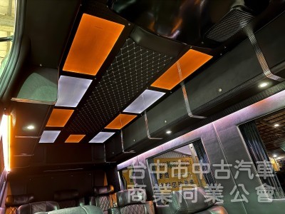 2014年 福斯 CRAFTER 35 KOMBI 高頂 長軸 可全貸