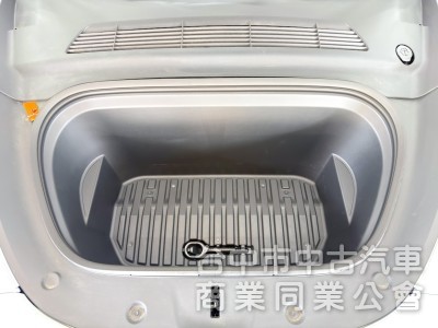 2023年 TESLA Model Y RWD 可全貸