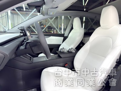 2025年 TESLA Model Y LR EAP 煥新Ｙ 可全貸