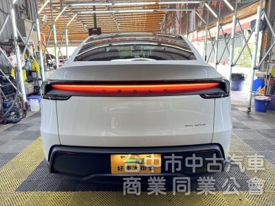 2025年 TESLA Model Y LR EAP 煥新Ｙ 可全貸