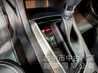 2018年 豐田 ALTIS 跑少 電視 IKEY 可全貸