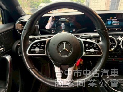 2018 BENZ A200