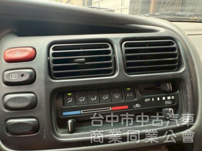 2001 鈴木SUZUKI Grand Vitara 2.0