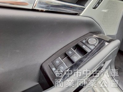 2024 MAZDA 3 四門 BOSE音響