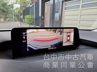 2024 MAZDA 3 四門 BOSE音響