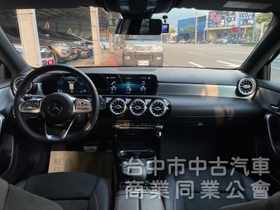 2021領 A180 運動版 跑兩萬多