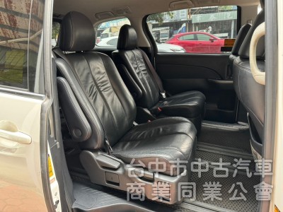 2014 Previa 2.4 豪華