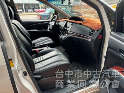 2014 Previa 2.4 豪華