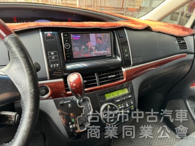 2014 Previa 2.4 豪華