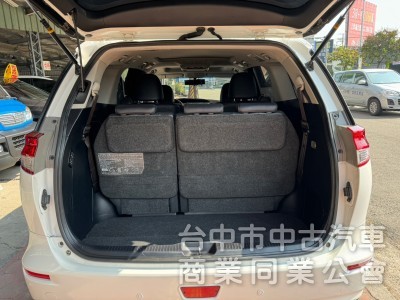 2014 Previa 2.4 豪華版 跑十三萬