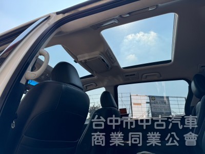 2014 Previa 2.4 豪華版 跑十三萬