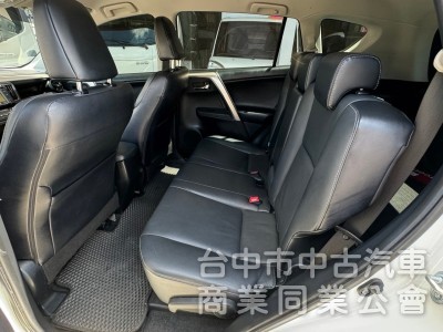 2015 Rav4 2.0 頂級 免鑰匙