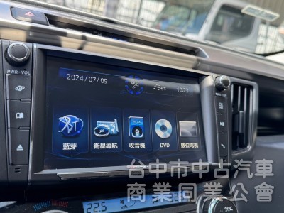 2015 Rav4 2.0 頂級 免鑰匙