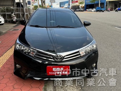 2015 Altis 1.8 頂級 跑十三萬