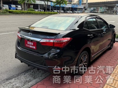 2015 Altis 1.8 頂級 跑十三萬