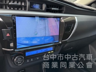 2015 Altis 1.8 頂級 跑十三萬