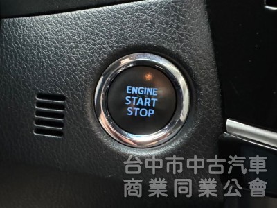 2015 Altis 1.8 頂級 跑十三萬