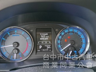 2015 Altis 1.8 頂級 跑十三萬