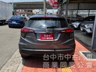 2019 HRV 1.8S 跑七萬