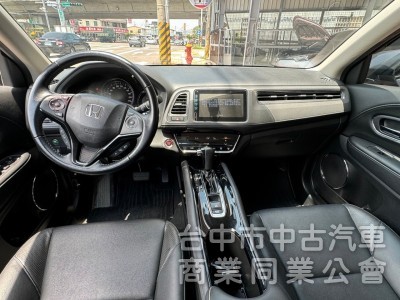 2019 HRV 1.8S 跑七萬